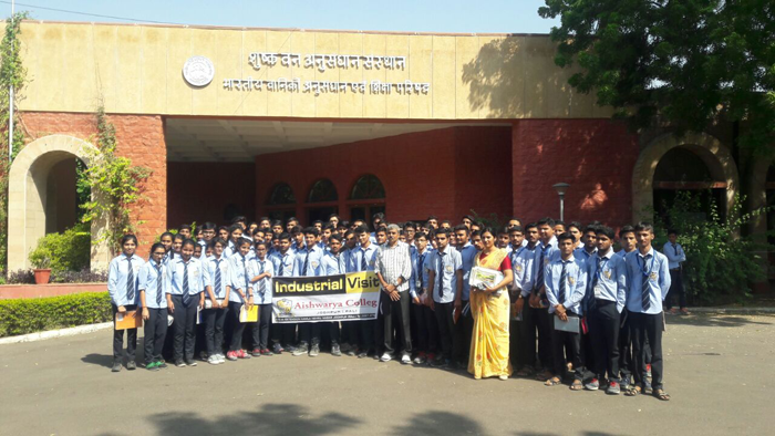 Industrial visit of B.Sc I Year  at Arid forest research institute (AFRI)