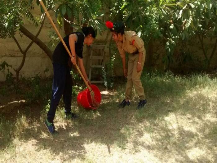 tn_IMG-20150511-WA0033